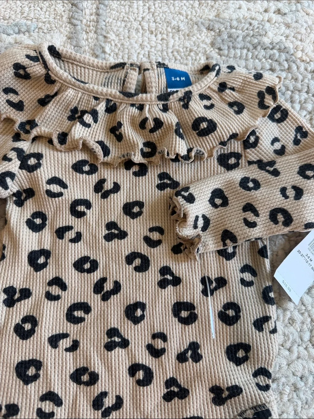 2 packOld Navy Beige Leopard and Olive Ruffle Long-Sleeve Bodysuit